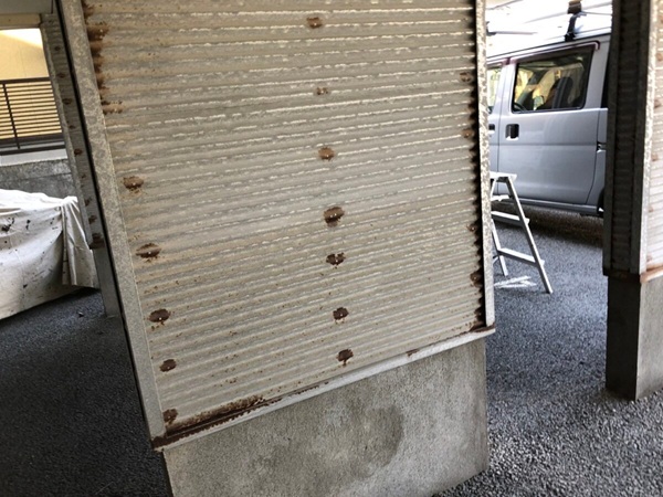 新潟市西区・アパートの外壁塗装|サビの発生した金属サイディングを補修、防錆塗装 (3)