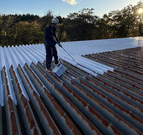 新潟市・工場|折板屋根塗装工事 プライマー