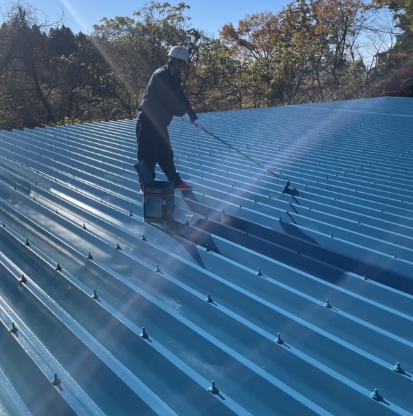 新潟市・工場|折板屋根塗装工事 シリコンルーフII (1)