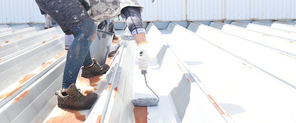 均一に塗装する様子